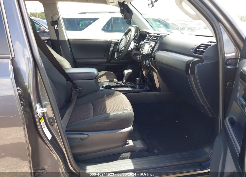 2019 TOYOTA 4RUNNER TRD OFF ROAD VIN: JTEBU5JR3K5678928