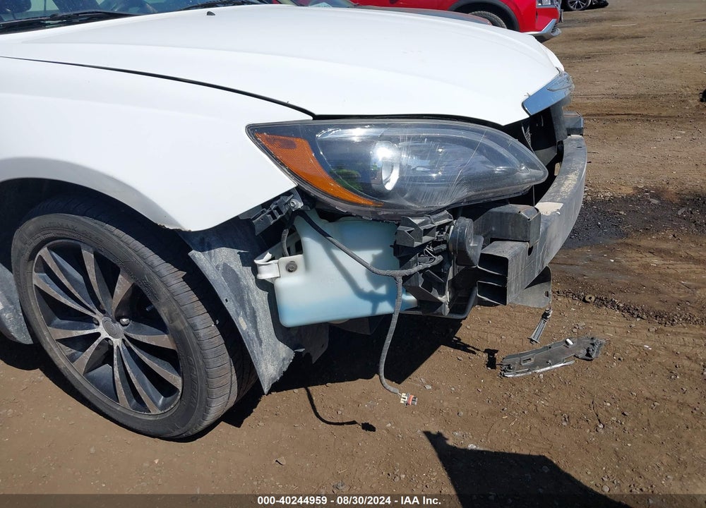 2013 CHRYSLER 200 VIN: 1C3CCBCG9DN609559