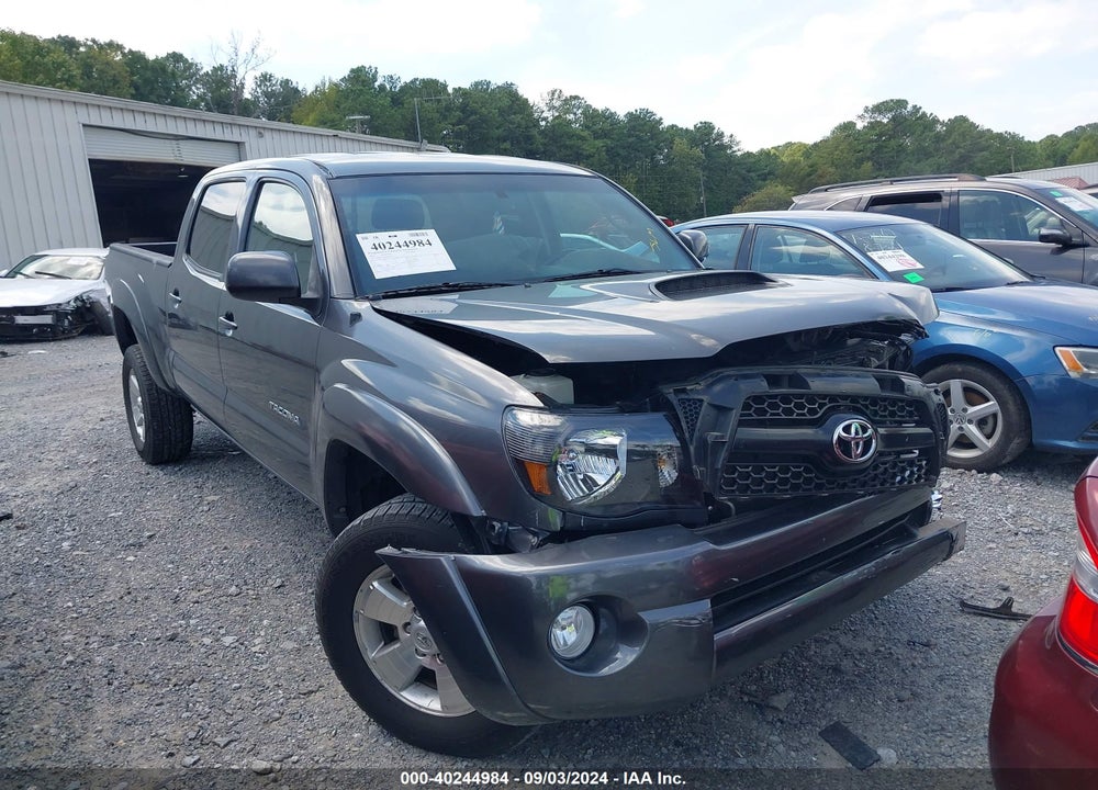 2011 TOYOTA TACOMA BASE V6 VIN: 3TMMU4FN4BM037195