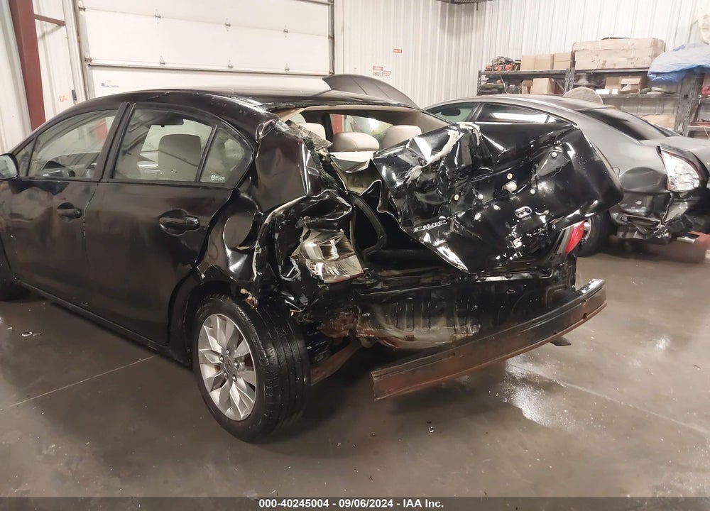 2012 HONDA CIVIC LX VIN: 2HGFB2F5XCH328059