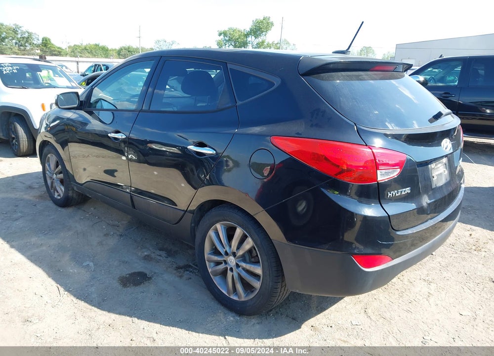 2011 HYUNDAI TUCSON LIMITED VIN: KM8JU3ACXBU203679