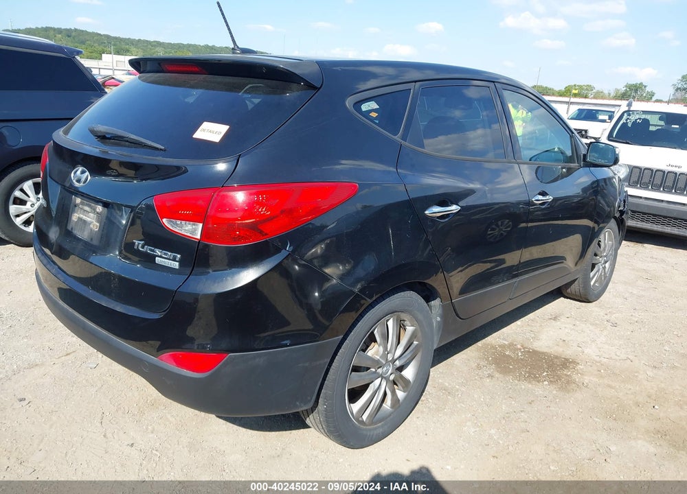 2011 HYUNDAI TUCSON LIMITED VIN: KM8JU3ACXBU203679