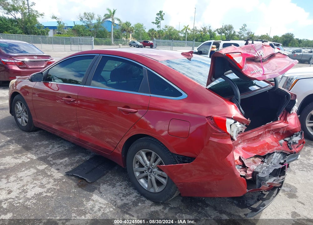 2015 HYUNDAI SONATA SE VIN: 5NPE24AF6FH133173