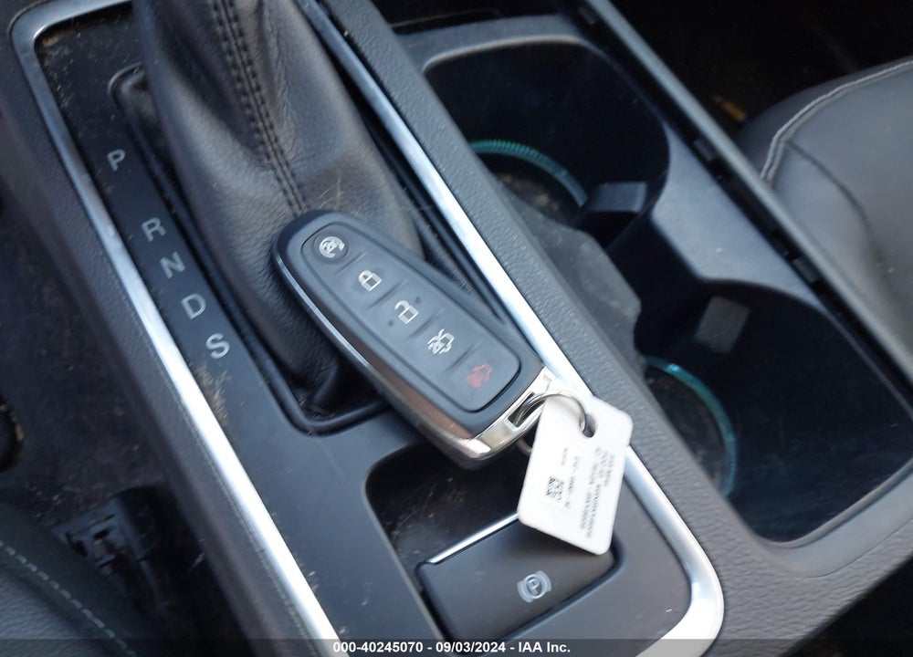 2018 FORD ESCAPE TITANIUM VIN: 1FMCU0J91JUB35220