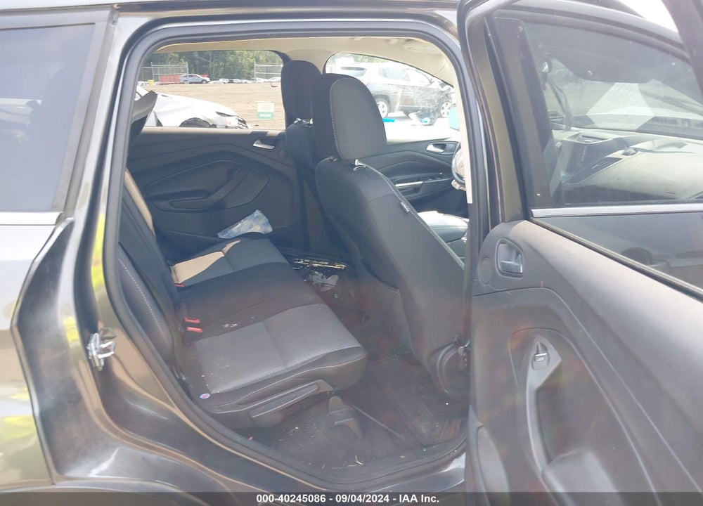 2017 FORD ESCAPE SE VIN: 1FMCU9GD6HUC16840