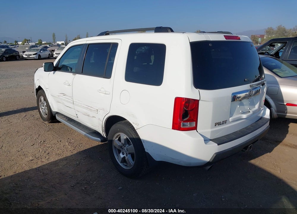 2011 HONDA PILOT EX-L VIN: 5FNYF3H59BB029066