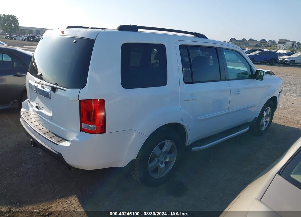 2011 HONDA PILOT EX-L VIN: 5FNYF3H59BB029066