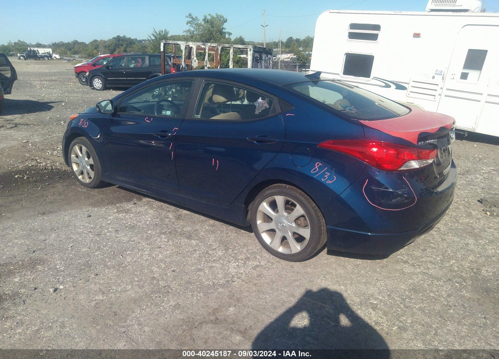 2013 HYUNDAI ELANTRA LIMITED VIN: KMHDH4AE8DU697746