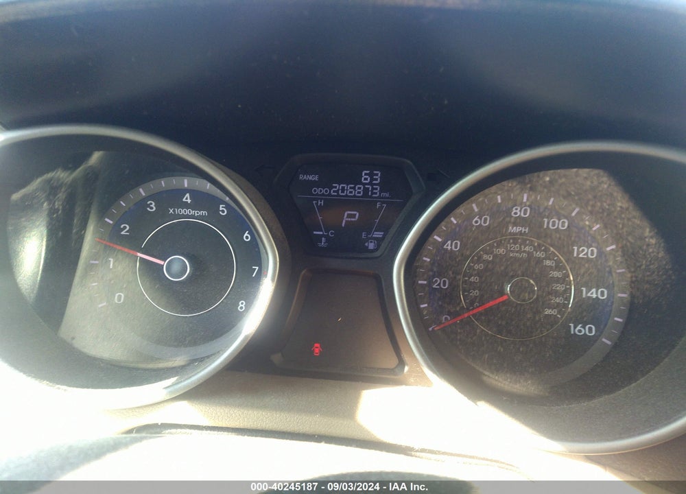 2013 HYUNDAI ELANTRA LIMITED VIN: KMHDH4AE8DU697746