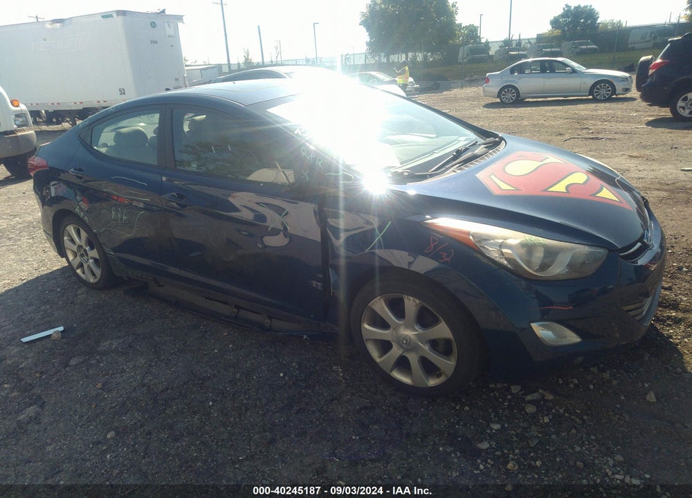 2013 HYUNDAI ELANTRA LIMITED VIN: KMHDH4AE8DU697746