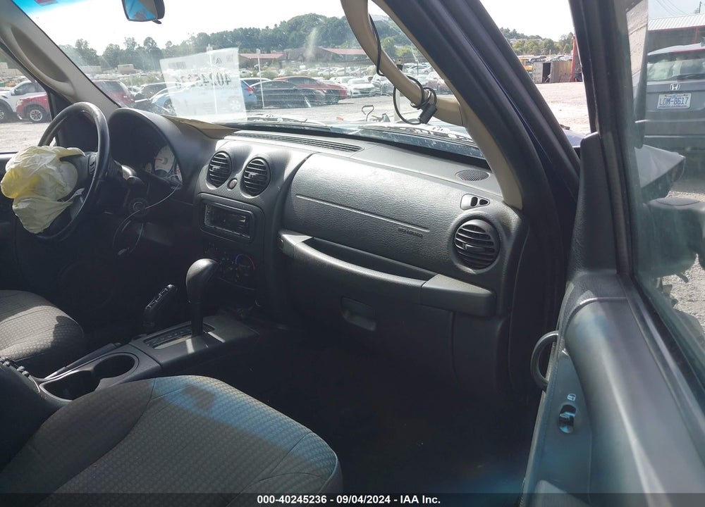 2004 JEEP LIBERTY SPORT VIN: 1J4GL48K34W115384