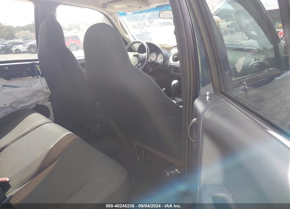 2004 JEEP LIBERTY SPORT VIN: 1J4GL48K34W115384