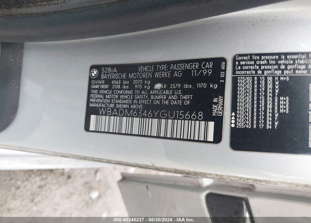 2000 BMW 528IA VIN: WBADM6346YGU15668