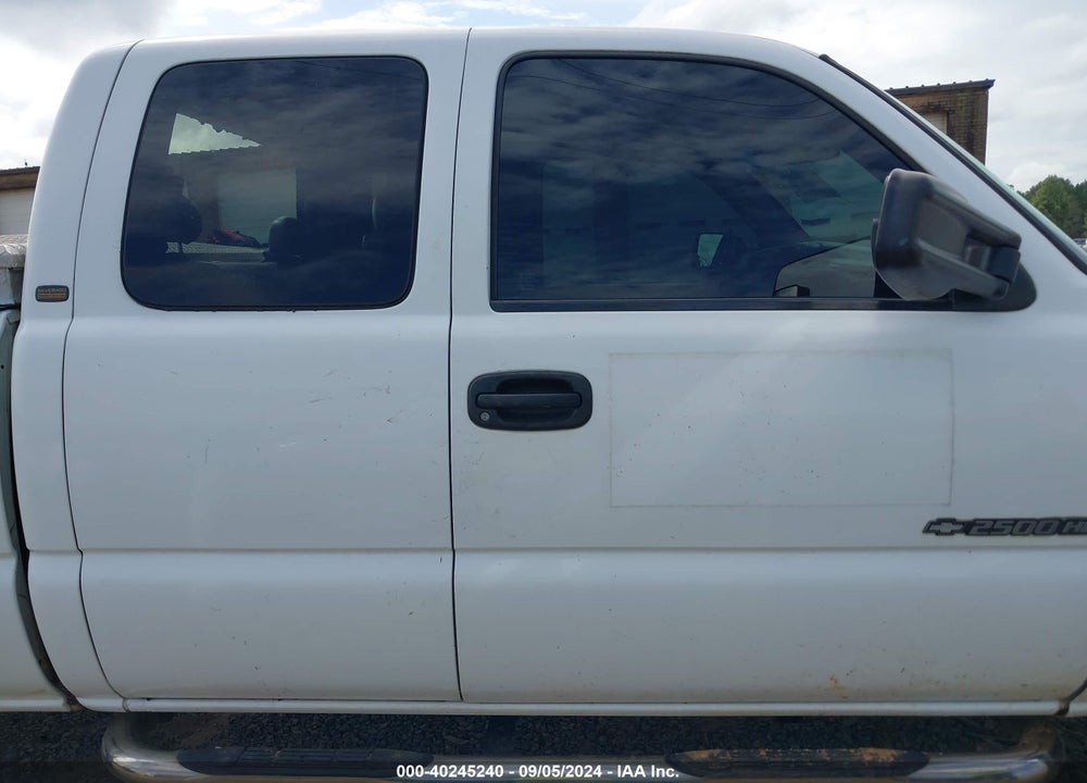 2001 CHEVROLET SILVERADO 2500HD VIN: 1GCHC29U81Z334611