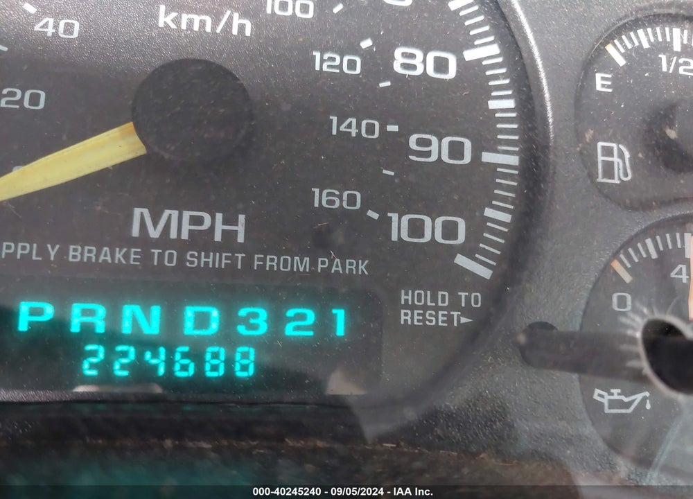 2001 CHEVROLET SILVERADO 2500HD VIN: 1GCHC29U81Z334611