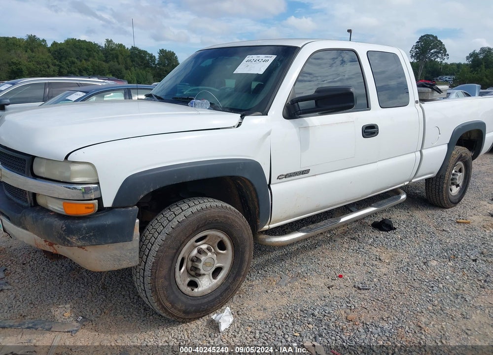 2001 CHEVROLET SILVERADO 2500HD VIN: 1GCHC29U81Z334611