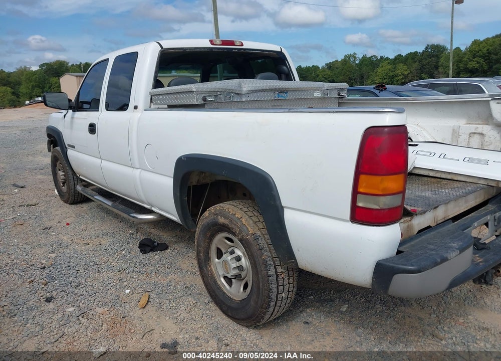 2001 CHEVROLET SILVERADO 2500HD VIN: 1GCHC29U81Z334611