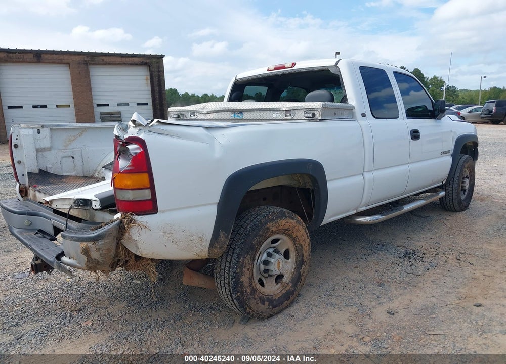 2001 CHEVROLET SILVERADO 2500HD VIN: 1GCHC29U81Z334611