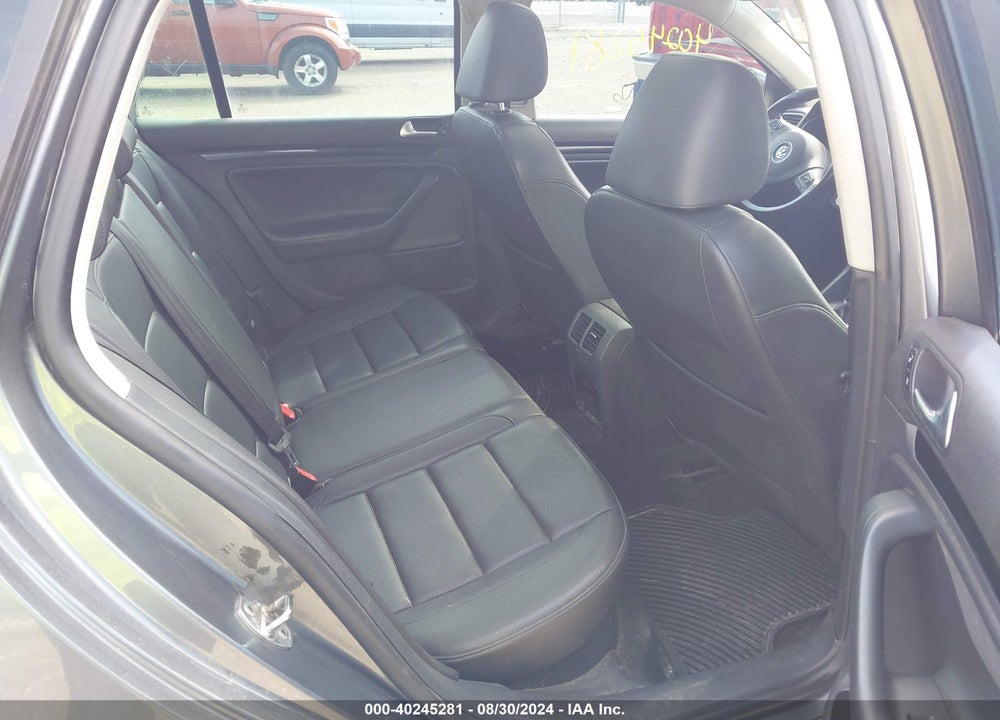 2013 VOLKSWAGEN JETTA SPORTWAGEN 2.0L TDI VIN: 3VWPL7AJ8DM667517