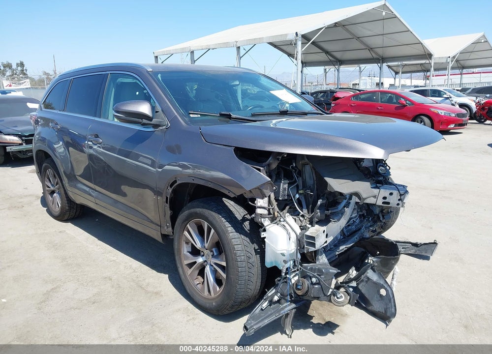 2015 TOYOTA HIGHLANDER XLE V6 VIN: 5TDKKRFH5FS103120