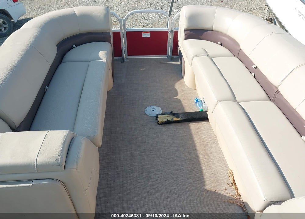 2019 SUNTRACKER PONTOON VIN: BUJ10657A919