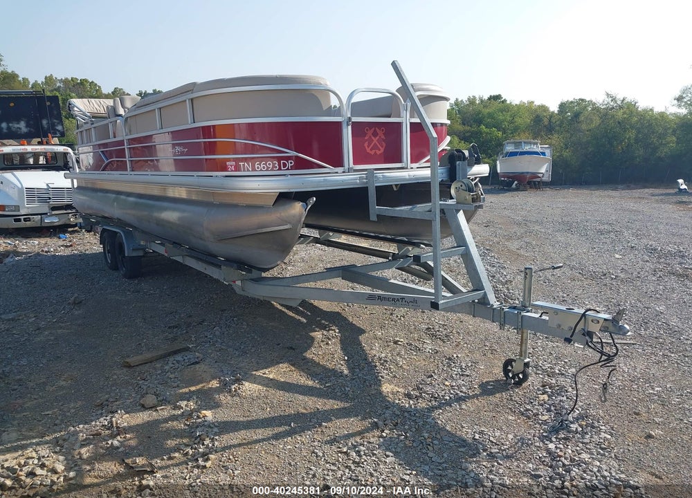 2019 SUNTRACKER PONTOON VIN: BUJ10657A919
