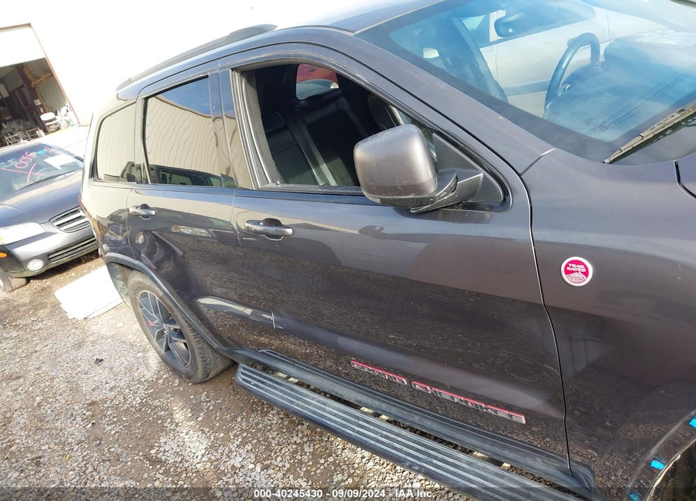 2017 JEEP GRAND CHEROKEE TRAILHAWK 4X4 VIN: 1C4RJFLG8HC727932