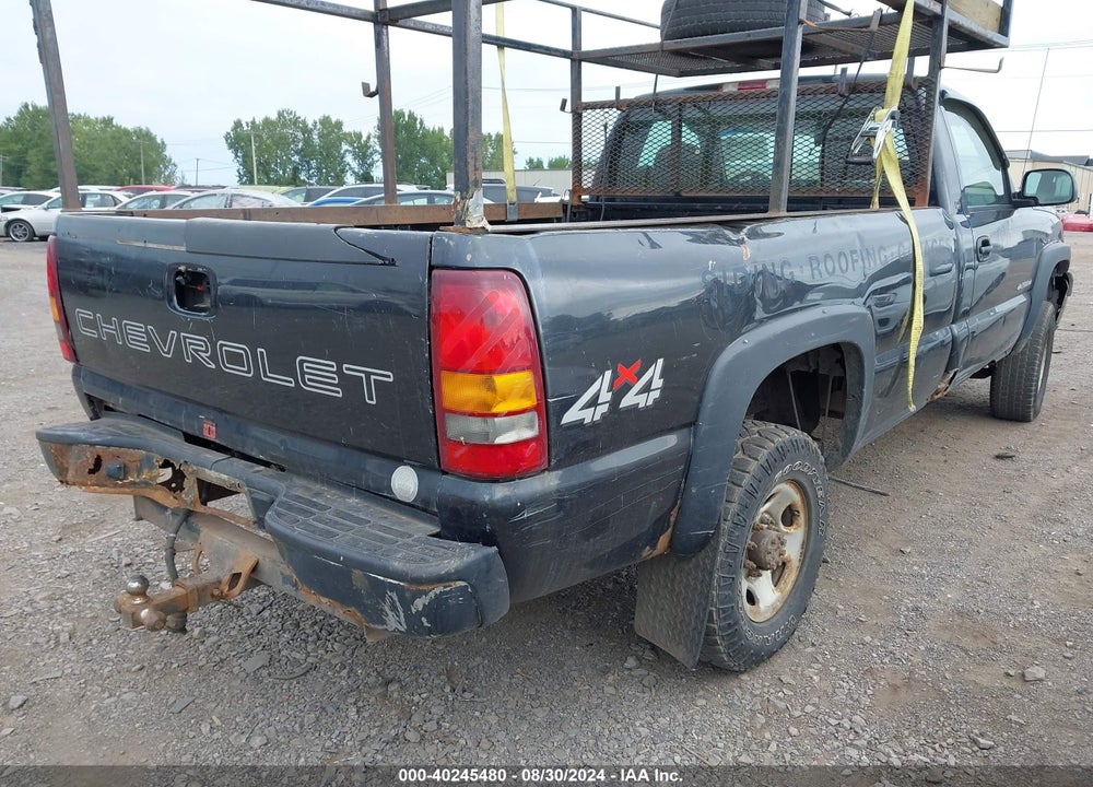 2004 CHEVROLET SILVERADO 2500HD WORK TRUCK VIN: 1GCHK24U64E127799