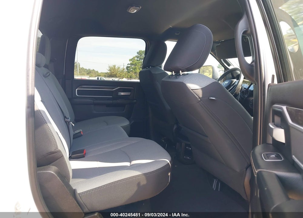 2024 RAM 2500 BIG HORN 4X4 6'4 BOX VIN: 3C6UR5DL9RG101529