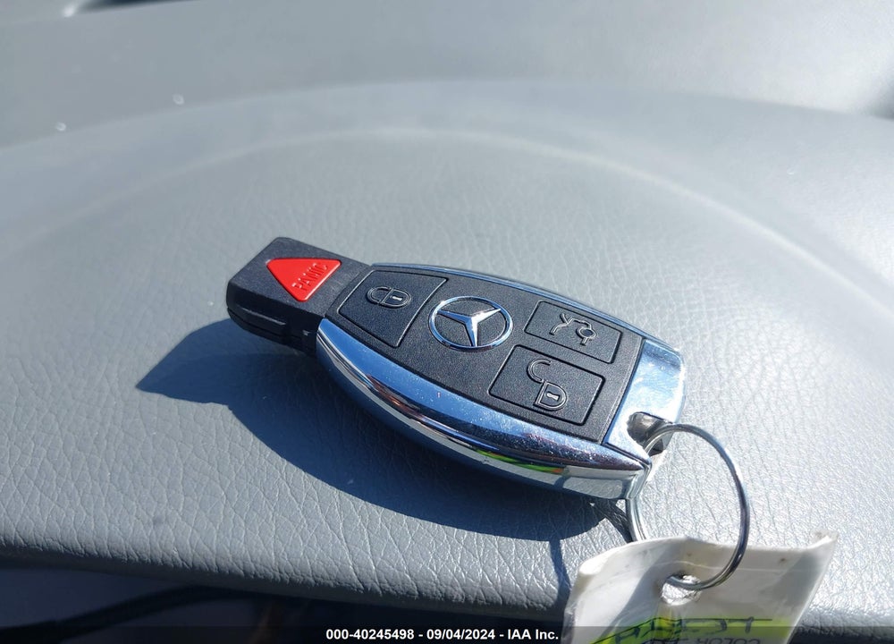 2005 MERCEDES-BENZ C 230 KOMPRESSOR SPORT VIN: WDBRF40J05F664484
