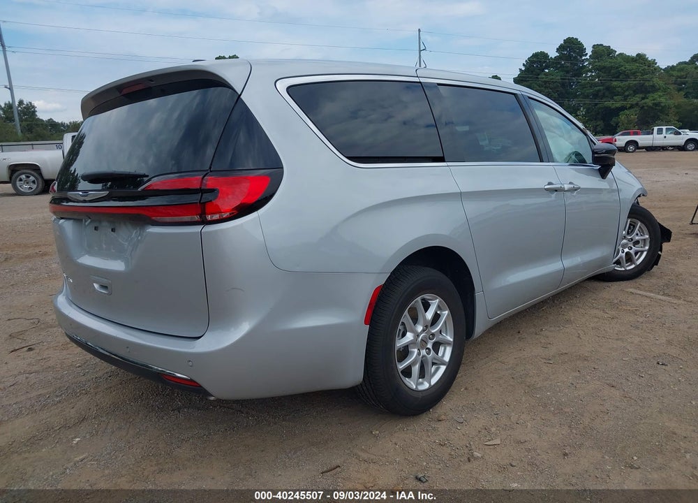 2024 CHRYSLER PACIFICA TOURING L VIN: 2C4RC1BG3RR132896
