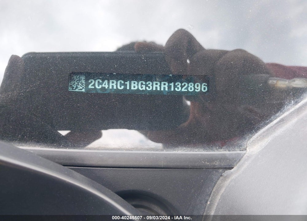 2024 CHRYSLER PACIFICA TOURING L VIN: 2C4RC1BG3RR132896