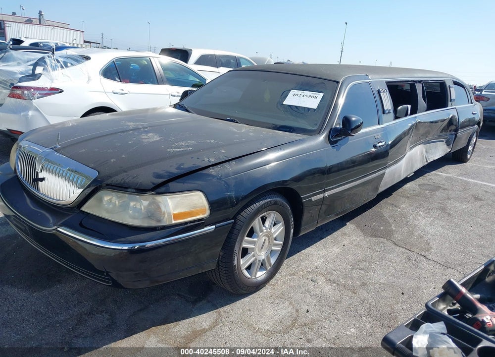 2007 LINCOLN TOWN CAR EXECUTIVE VIN: 1L1FM88W97Y608095