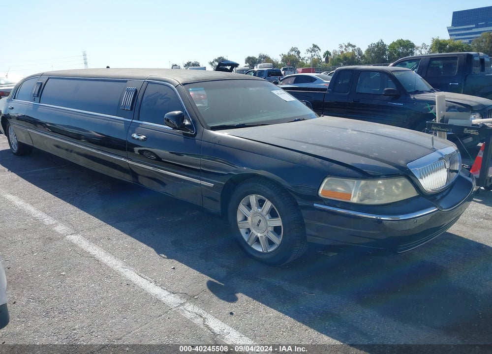 2007 LINCOLN TOWN CAR EXECUTIVE VIN: 1L1FM88W97Y608095
