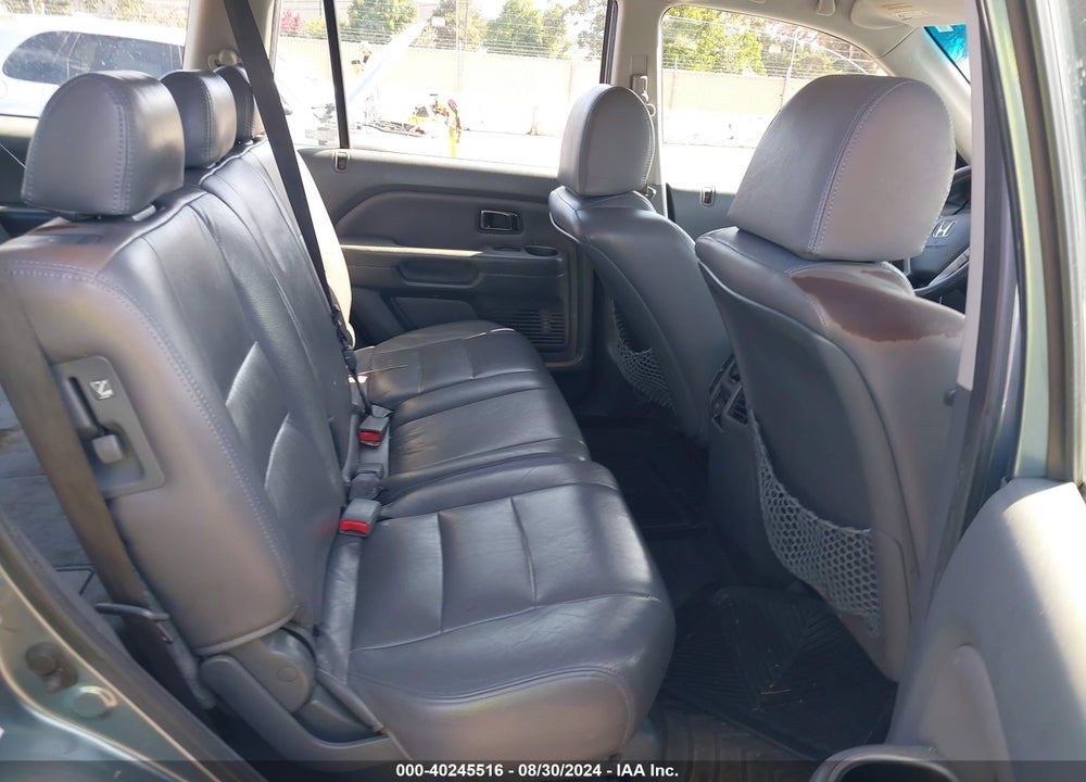 2006 HONDA PILOT LX VIN: 2HKYF18156H543022