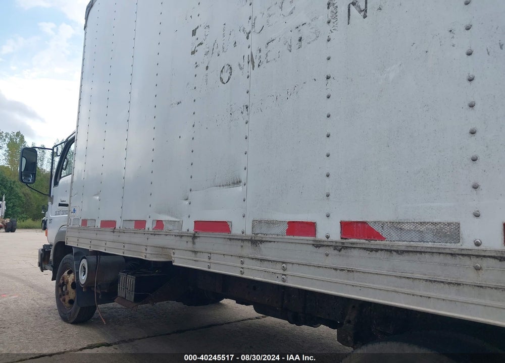 2007 NISSAN DIESEL UD1400 VIN: JNAUZ51JX7A552124