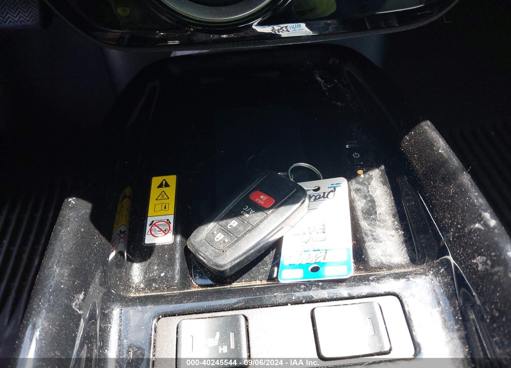 2022 TOYOTA PRIUS PRIME XLE VIN: JTDKAMFP4N3223651