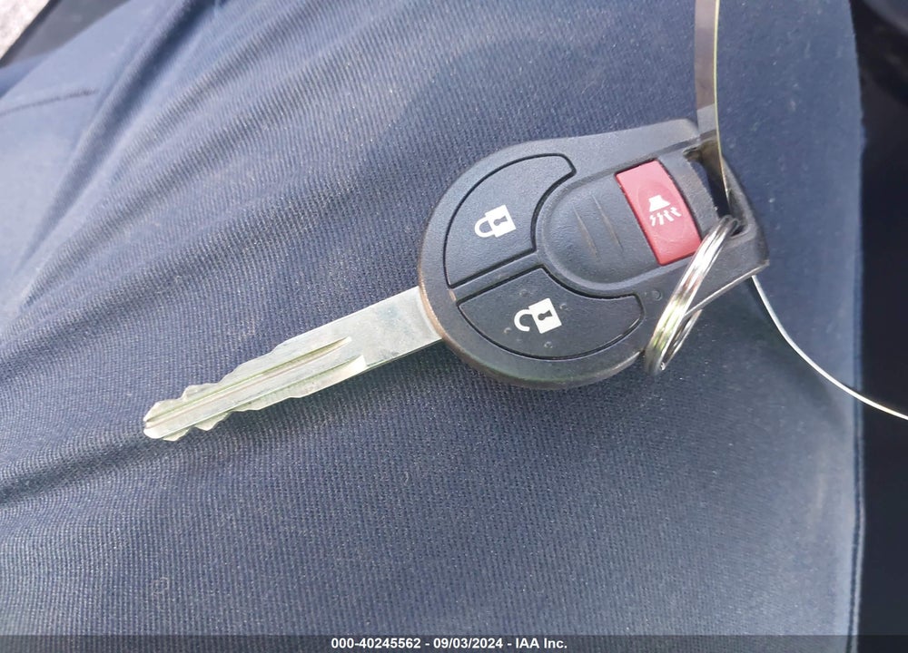 2013 NISSAN ROGUE S VIN: JN8AS5MV0DW661178