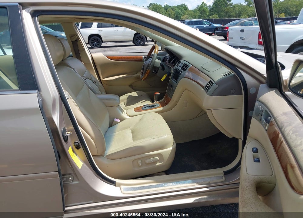 2005 LEXUS ES 330 VIN: JTHBA30G455109509