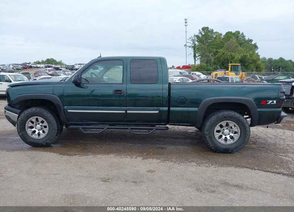 2004 CHEVROLET SILVERADO 1500 Z71 VIN: 2GCEK19T941111420