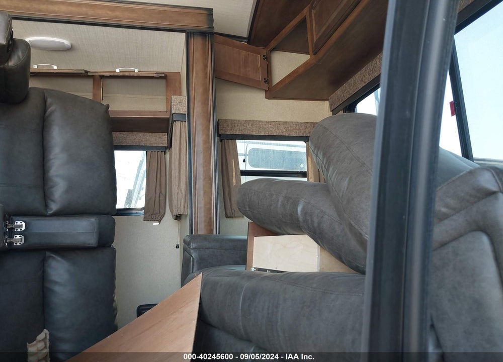 2019 GRAND DESI REFLECTION VIN: 573FR3622K3322059