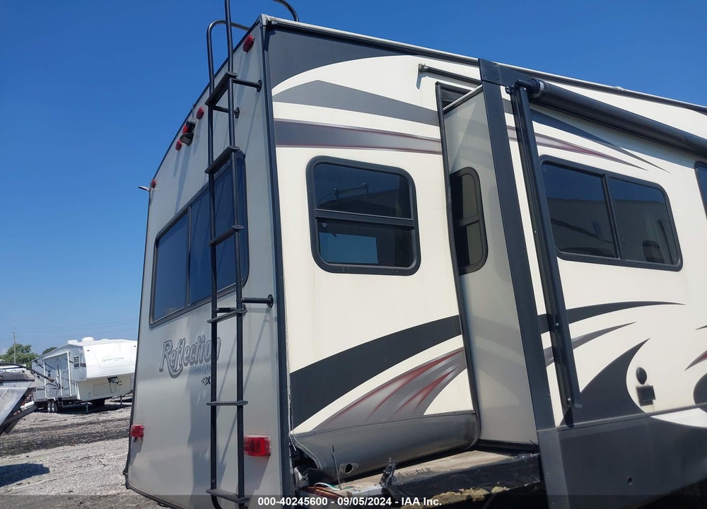 2019 GRAND DESI REFLECTION VIN: 573FR3622K3322059