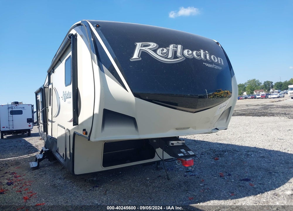 2019 GRAND DESI REFLECTION VIN: 573FR3622K3322059