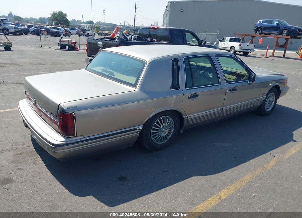 1994 LINCOLN TOWN CAR SIGNATURE/TOURNAMENT VIN: 1LNLM82WXRY733006