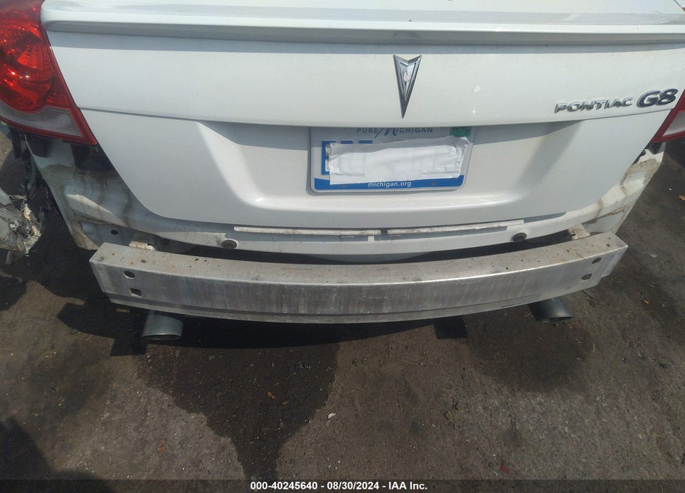 2008 PONTIAC G8 VIN: 6G2ER577X8L148251
