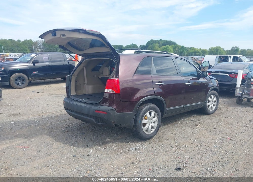 2011 KIA SORENTO LX VIN: 5XYKT4A19BG184317