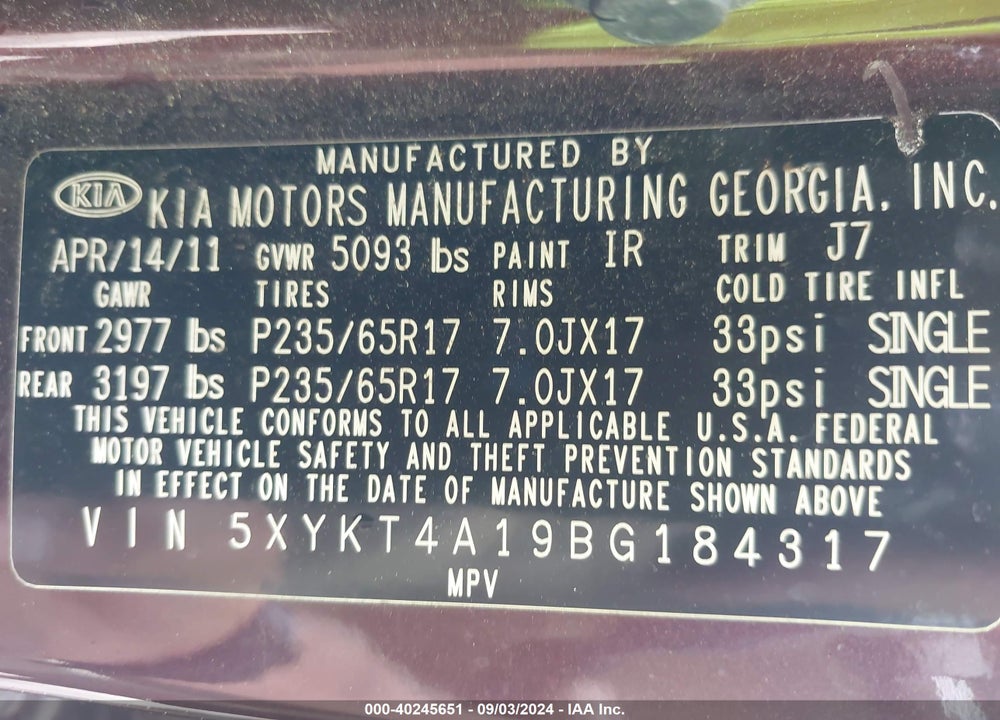 2011 KIA SORENTO LX VIN: 5XYKT4A19BG184317