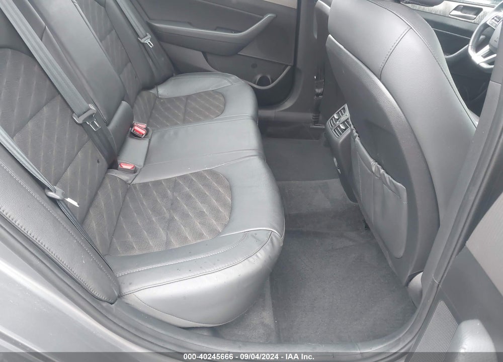 2019 HYUNDAI SONATA SPORT VIN: 5NPE34AF7KH772752