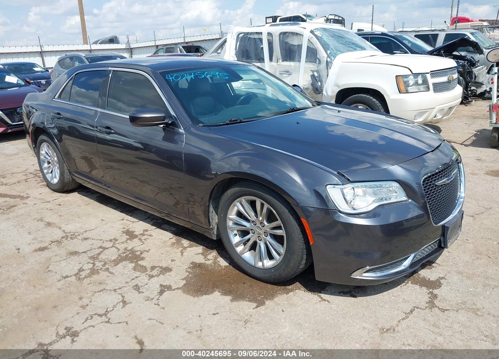 2017 CHRYSLER 300 LIMITED VIN: 2C3CCAAGXHH662086