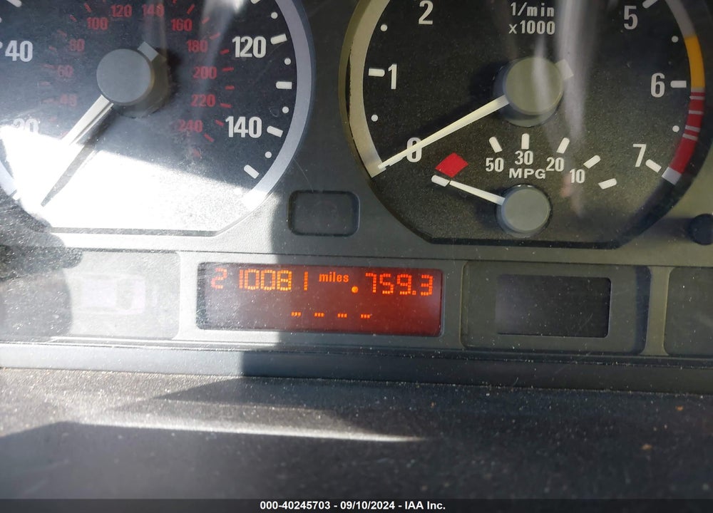 2001 BMW 330CI VIN: WBABN53421JU36735